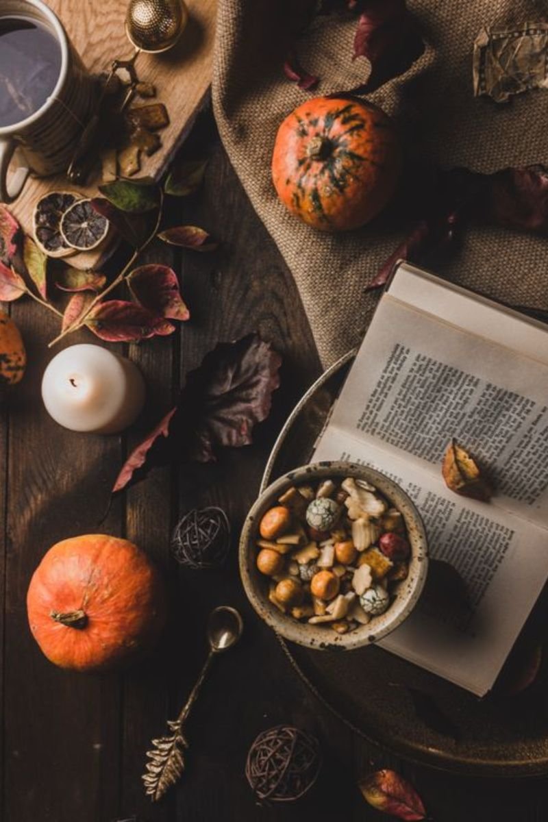 Fall coffee table tray vignette candle mini pumpkins acorns wood tray decor