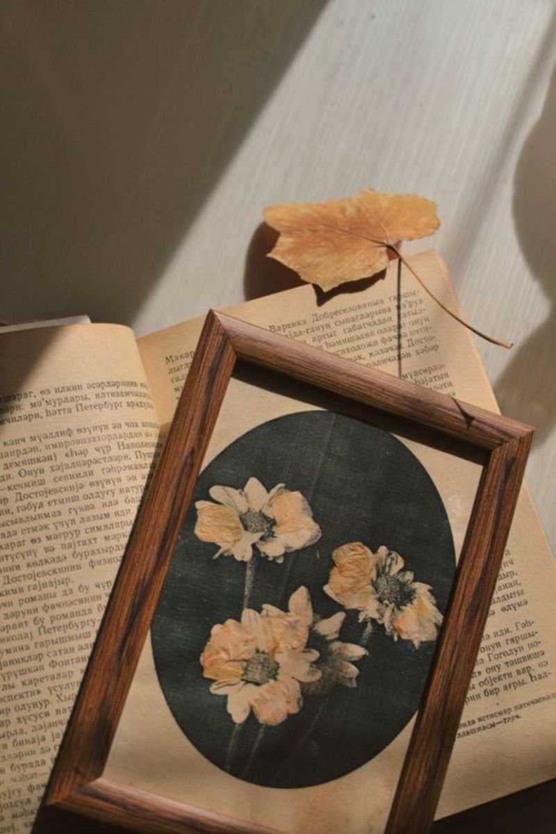 Pressed framed fall leaves gallery wall black frame autumn decor DIY