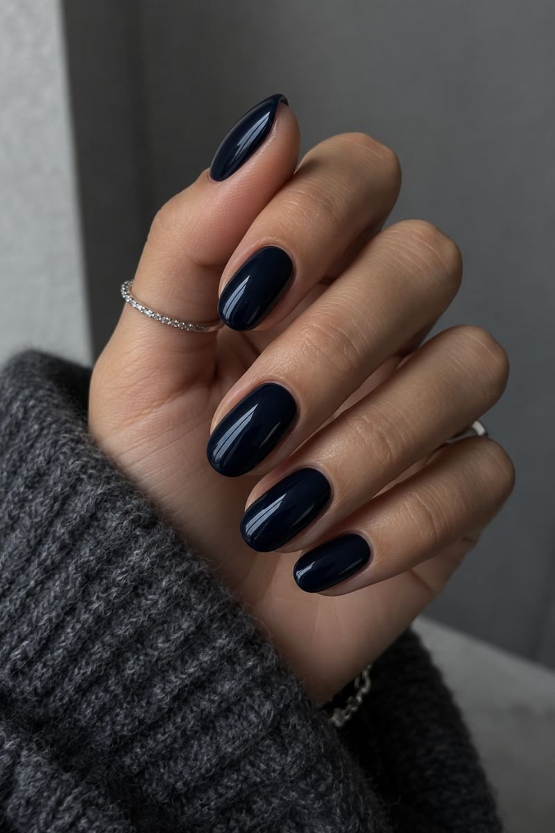 midnight sapphire fall nail idea