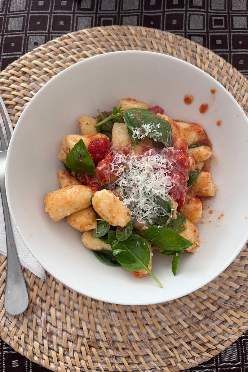 One pan gnocchi with tomato sauce and spinach