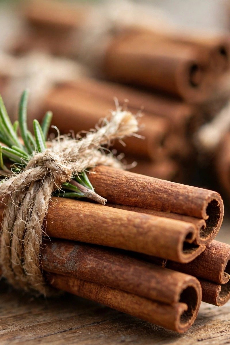 DIY Christmas ornaments idea cinnamon stick bundles