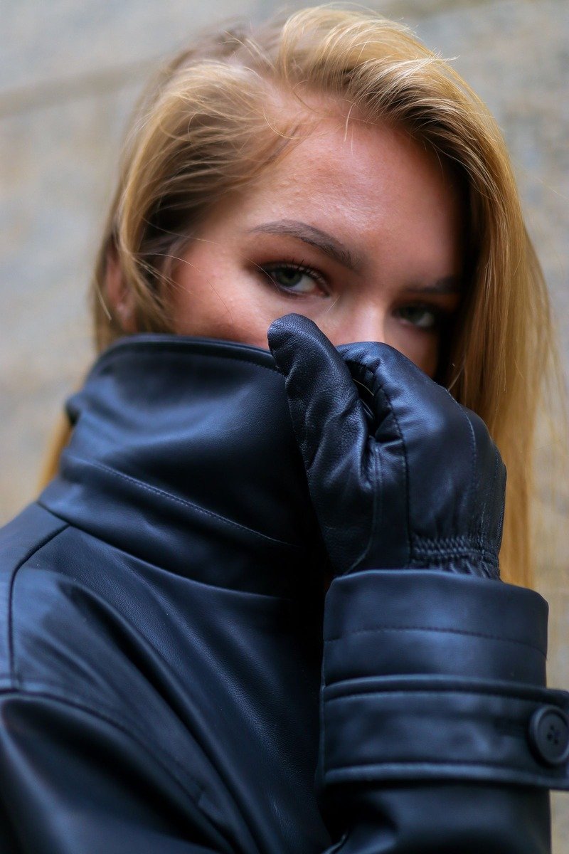 Leather gloves with a winter coat