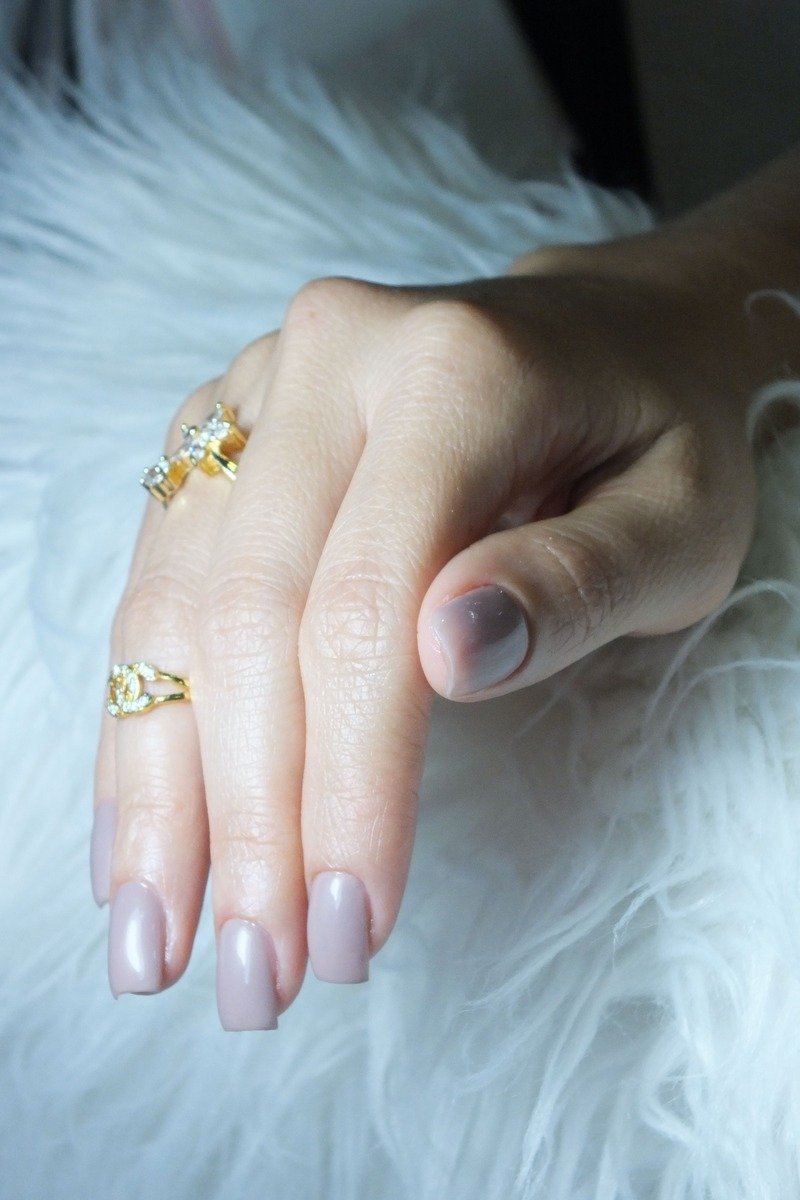 Glazed sheer pink manicure