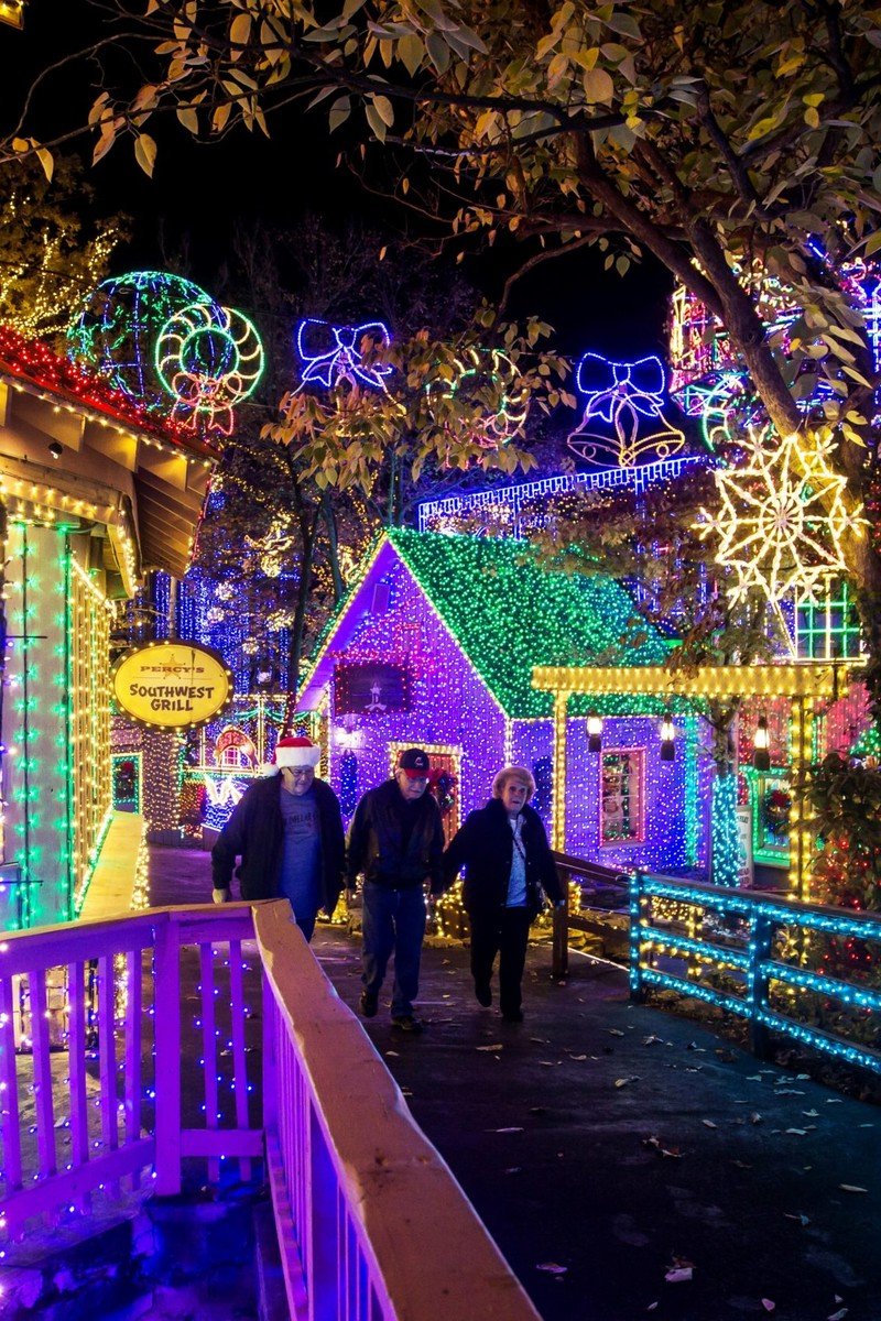 Christmas towns in the USA Branson Missouri