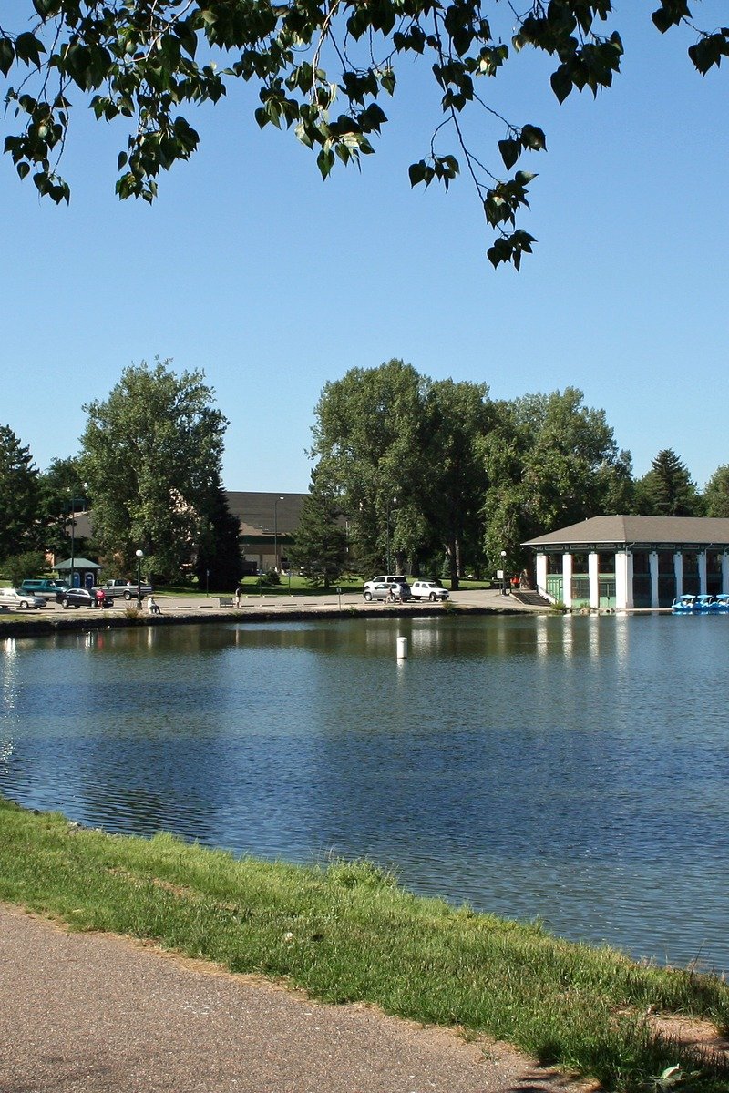 Washington Park Denver lake and boathouse