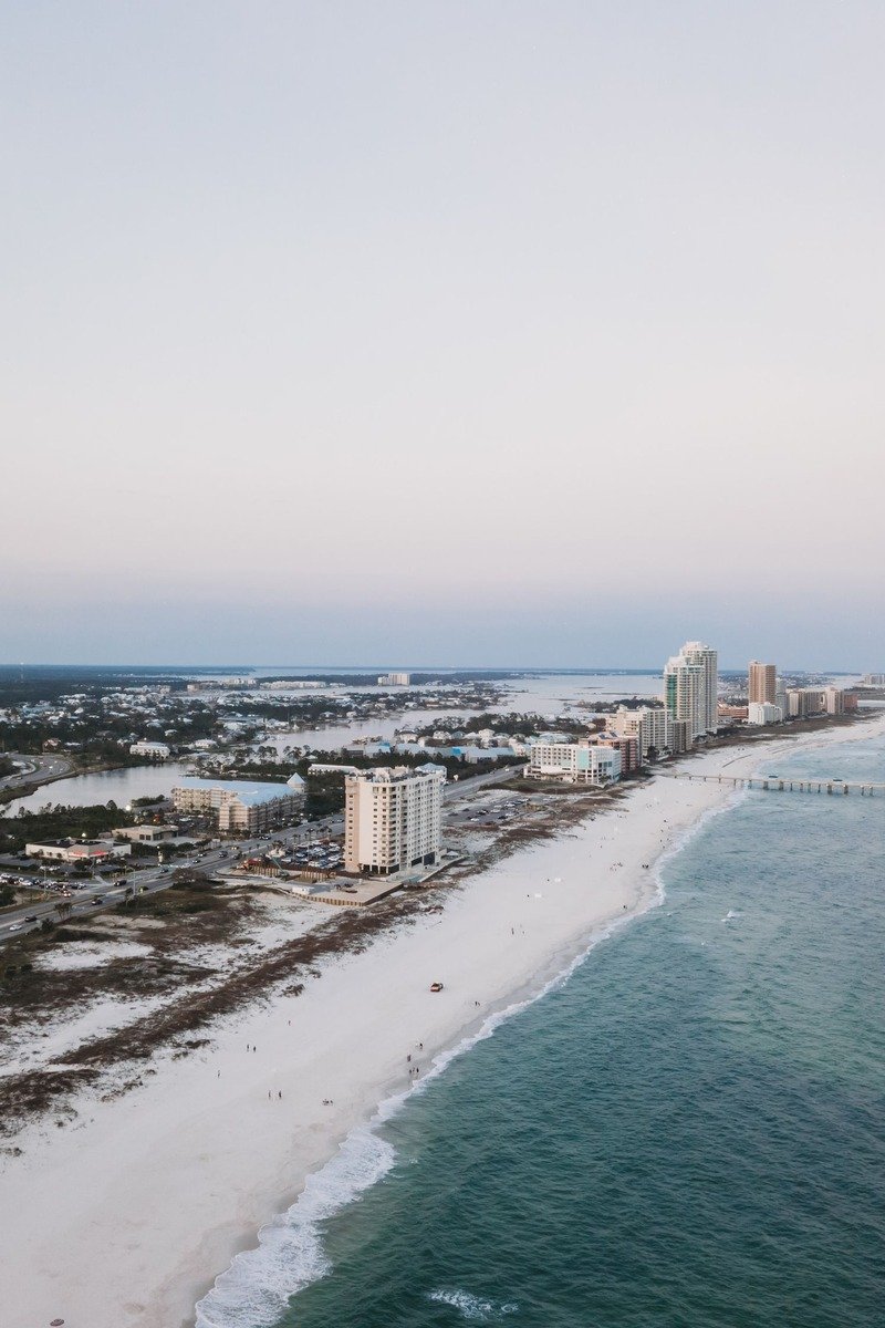 White sand beach in Gulf Shores Alabama